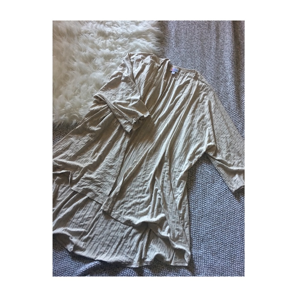 LuLaRoe Lindsay Cardigan